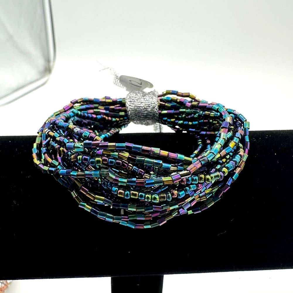 Stack multi color bracelets - Picture 2 of 4